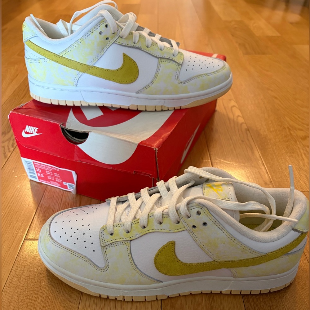 Nike Dunk Lo White and Yellow Sneakers
